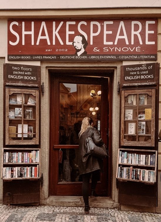 Najbolje knjige o Pragu zbog kojih ćete odmah poželeti da otputujete u bajkoviti grad