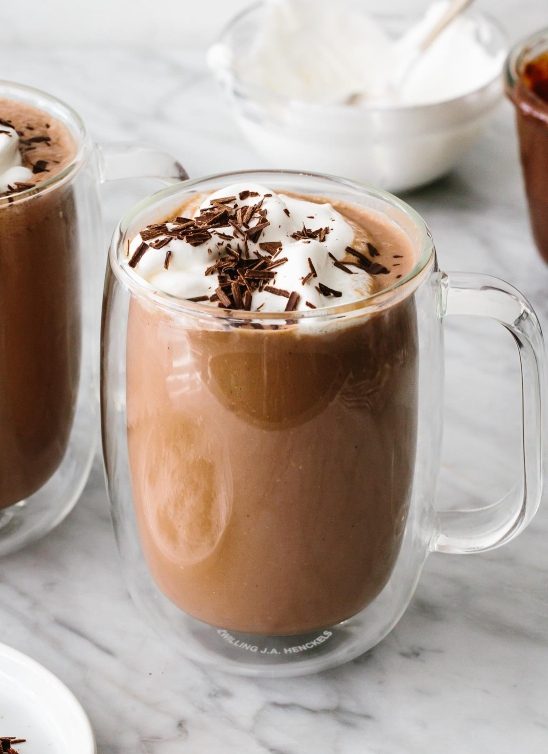 Viralna proteinska topla čokolada koju svi treba da probaju