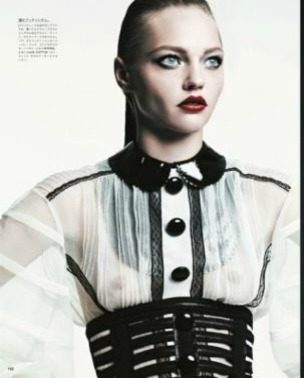 Sasha Pivovarova za “Vogue Japan”, avgust 2011.
