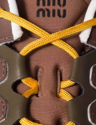 Ovaj modni twist nismo očekivali, a u pitanju su nove Miu Miu patike u HOKA stilu