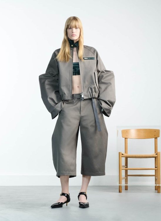 Nova Sacai kolekcija donosi stil za ceo dan – bez potrebe za presvlačenjem