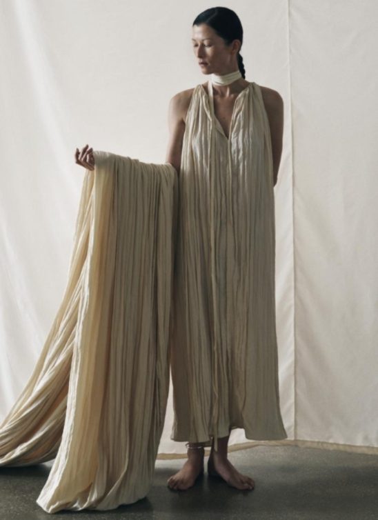 Zara nastavlja istraživanje “fast couture” koncepta, a ovo su detalji