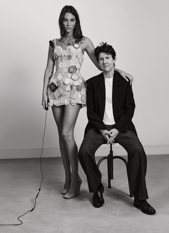 Sarah Burton predstavila kampanju za Givenchy koja slavi jedinstvenost i prirodnu lepotu