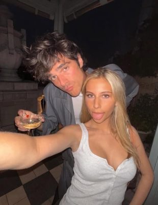 Romy Mars je nova IT devojka, a evo šta treba da znate o njoj