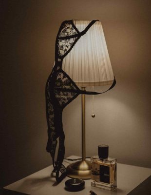 Ovo je najboljih 10 parfema koji mirišu na jesen i intimne večeri pored kamina