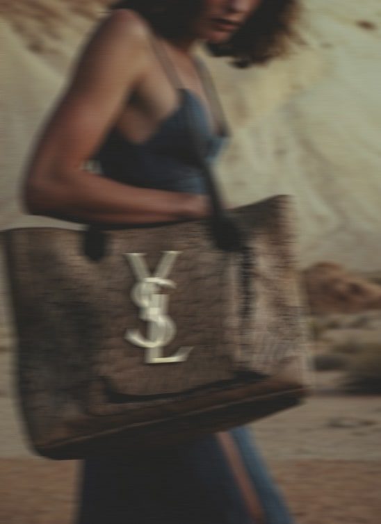 Esencijalni jesenji komadi koji čine prelaz iz leta u jesen lakšim