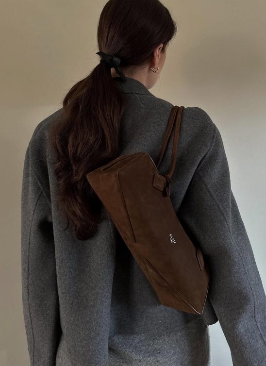 Nakon oversized torbi, u fokusu su “East-West” modeli