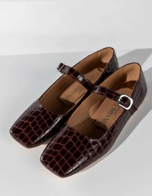 Kako stilizovati ravnu obuću kao statement komad