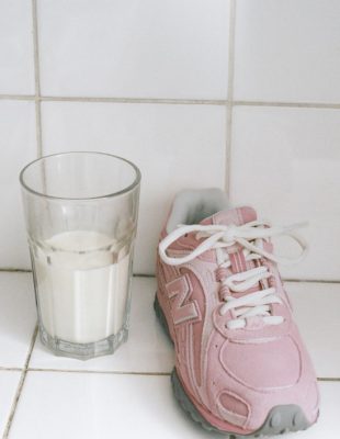 New Balance × NAKED Copenhagen: New Balance 204L Pink