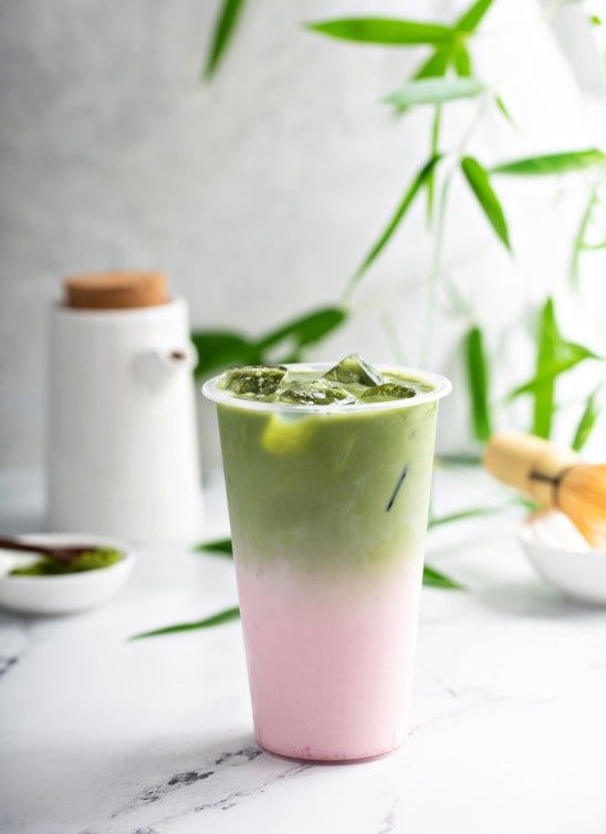 “Matcha efekat”: Kako gen Z redefiniše male luksuze u nesigurnim vremenima