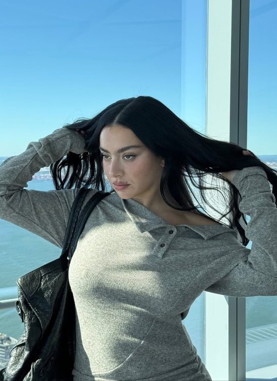 Sve što znamo o novom albumu Charli XCX “Wuthering Heights”