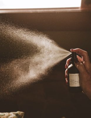 Manifestovanje parfemom – da li je moguće i kako to da uradite?