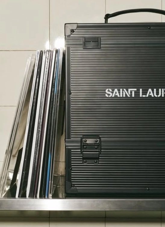 Anthony Vaccarello predstavio najekskluzivniji advent kalendar ikada