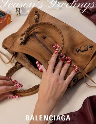 Zvezda nove Balenciaga kampanje je (verovali ili ne) praznični nail art