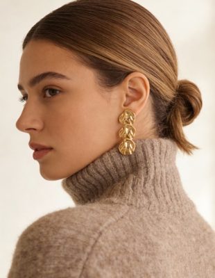 Kako čvrsto zategnuta frizura utiče na zdravlje vaše kose