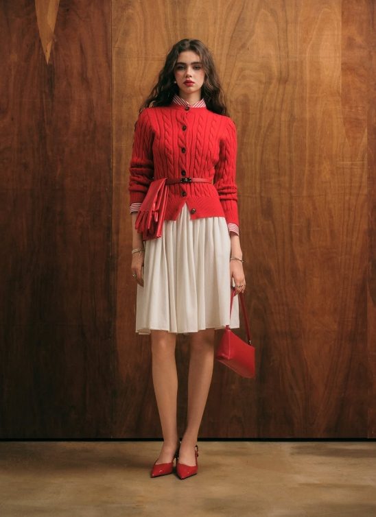 Od radnog stola do plesnog podijuma: Šta obući za prazničnu poslovnu žurku