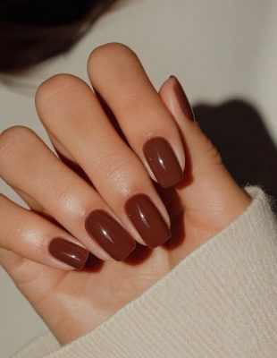 Ruski manikir je tajna savršeno urednih noktiju koju obožavaju influenserke