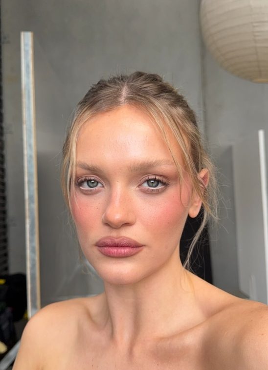 Kako da ti usne izgledaju punije i prirodnije? Isprobaj “blurred lips” trend sa TikTok-a