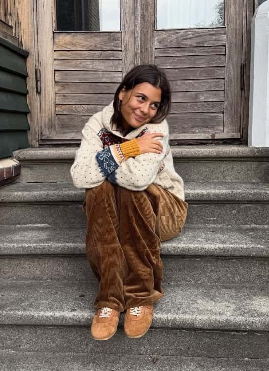 Ove zime nosimo somotske pantalone i patike, a evo i kako