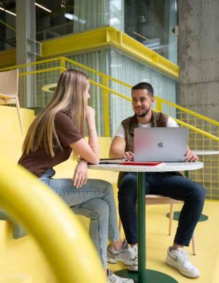 CREATIVE ENGINE je edukativni program za mlade kreativce – evo kako da se prijavite