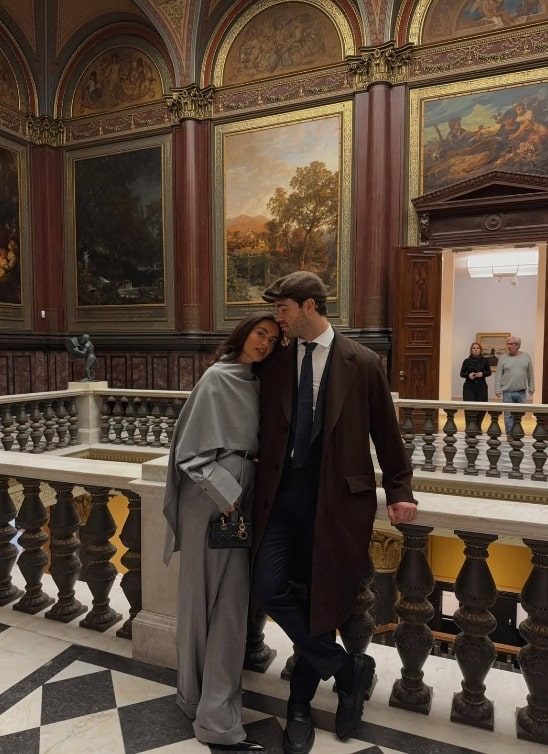 Lažna intimnost u digitalnom dobu: Kako je prepoznati i pronaći autentičnu bliskost