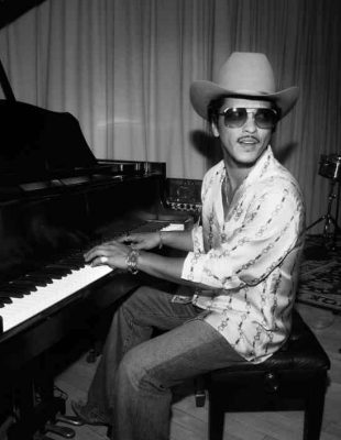 Bruno Mars se vraća u velikom stilu sa singlom „I Just Might“