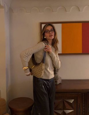 Šta nosimo na posao u 2026? Trendovi, inspiracija i saveti