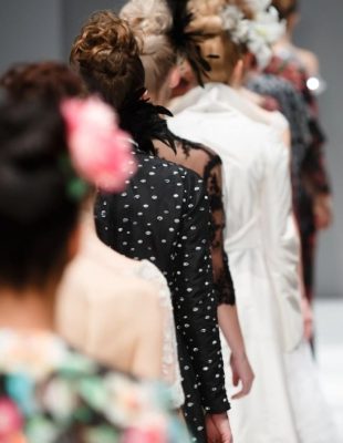 Pariz je već poslao poruku: Couture trendovi koji definišu 2026.