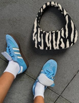 Od retro trkačkih do “baletanki”: Patike koje će obeležiti proleće 2026.