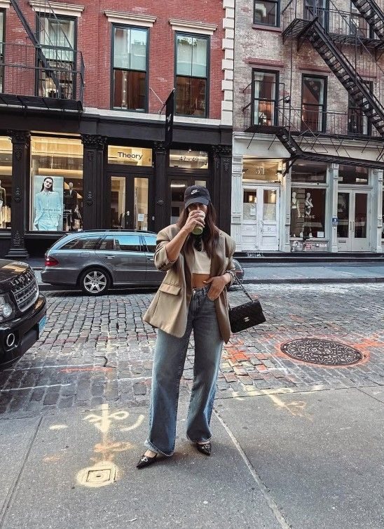 Od preppy do estetike 90-ih: Evo kako stilizovati široke farmerke