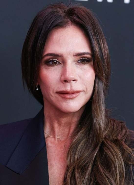 Victoria Beckham redefiniše power dressing: AW26 kao portret samopercepcije