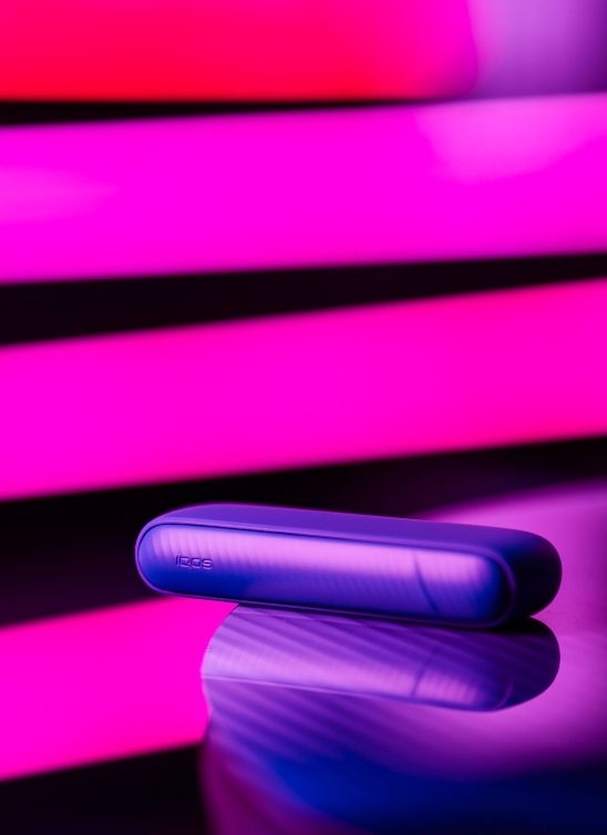 Godina Electric Purple nijanse: IQOS donosi talas novih iskustava i inovacija