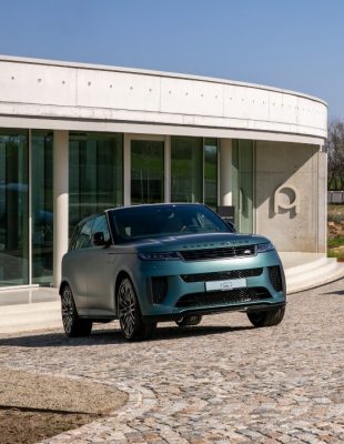 Range Rover u Ekata Estate: Moderni luksuz u srcu Šumadije