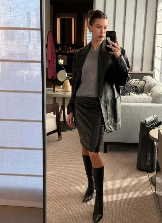 Ovih 5 autfita Hailey Bieber za prelazni period vredi sačuvati kao inspiraciju