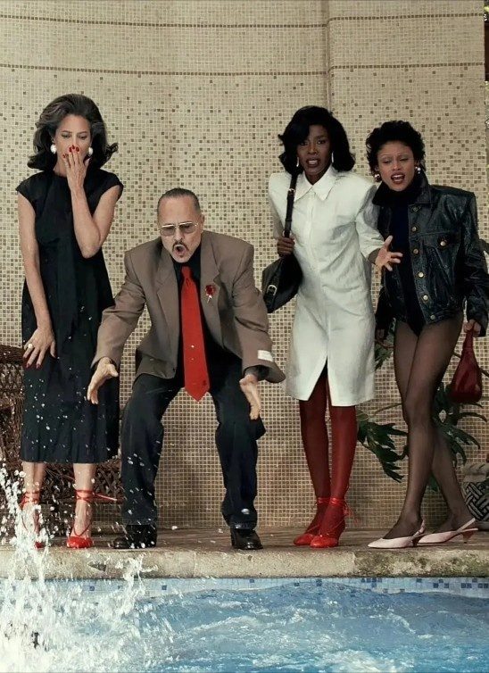 Zara nastavlja kolaboracije, a Willy Chavarria donosi kampanju u stilu telenovele