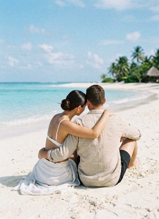 Ljubavni horoskop za april 2026: Šta zvezde donose svakom znaku?