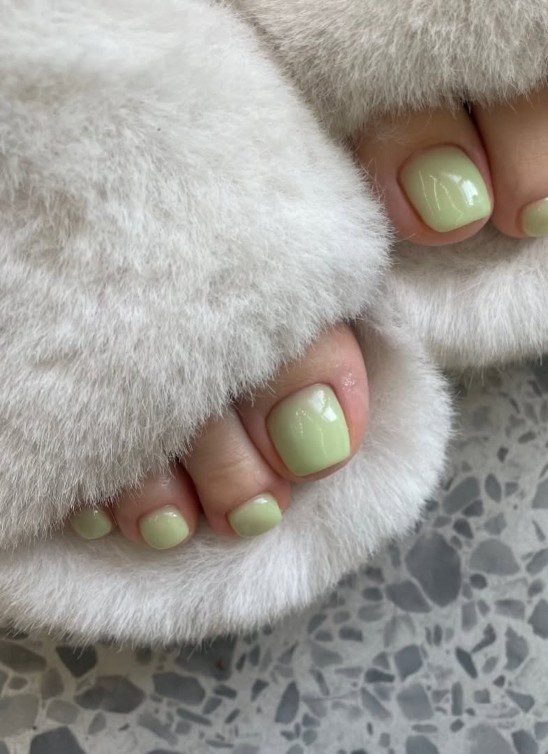 Najlepši trendovi pedikira koji će obeležiti proleće