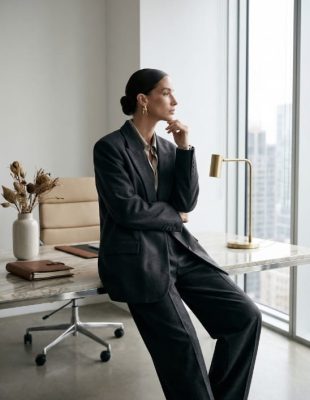 Finansijski horoskop za april 2026: Ključni datumi za novac, posao i pregovore