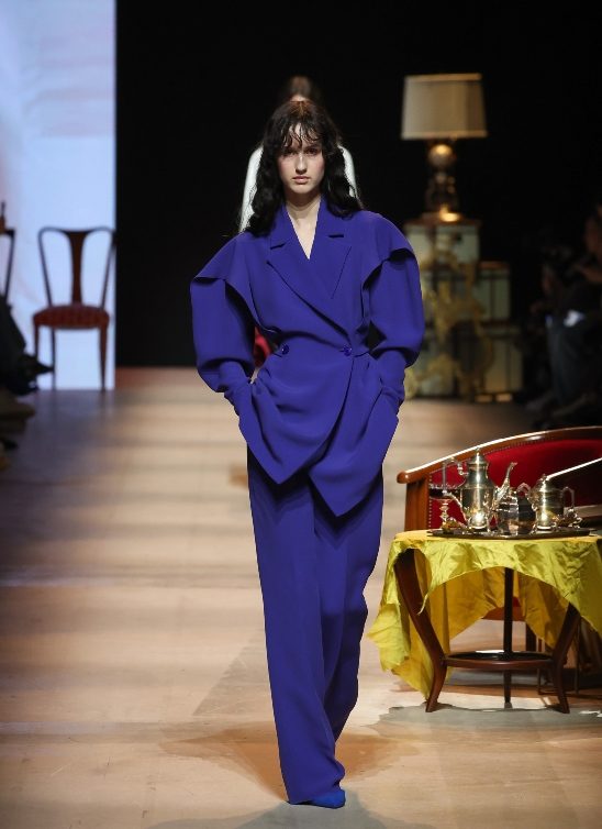 Moscow Fashion Week zatvara sezonu u znaku futurizma, folklora i snažnih modnih kontrasta