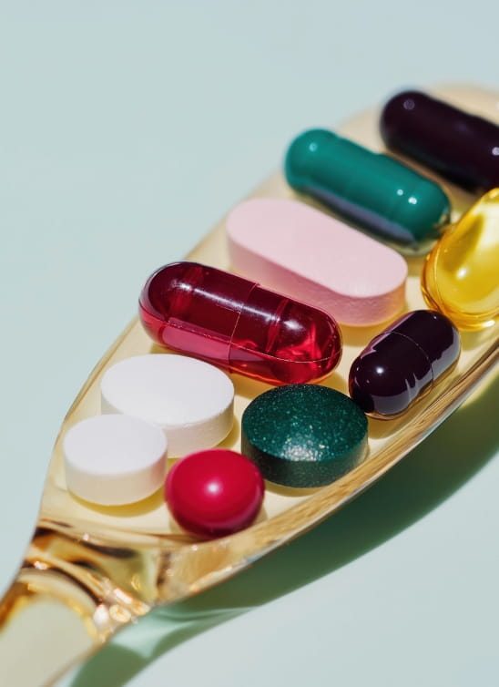 Kada uzimati suplemente? Raspored koji pomaže energiji, snu i oporavku