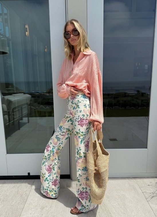 Farmerke sa cvetnim printom su najneočekivaniji letnji trend, evo kako da ih nosite