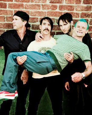 Premijera spota: Red Hot Chili Peppers – The Adventures Of Rain Dance Maggie