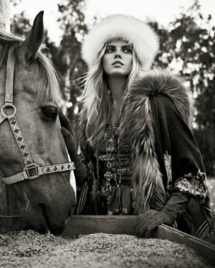 Maryna Linchuk za “Vogue Russia”‏